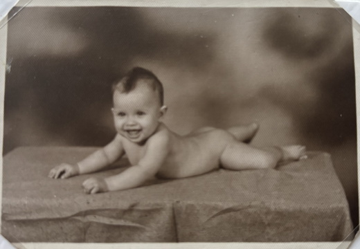 Van 1947 geboorte in Indonesië t/m overtocht naar Nederland in 1957